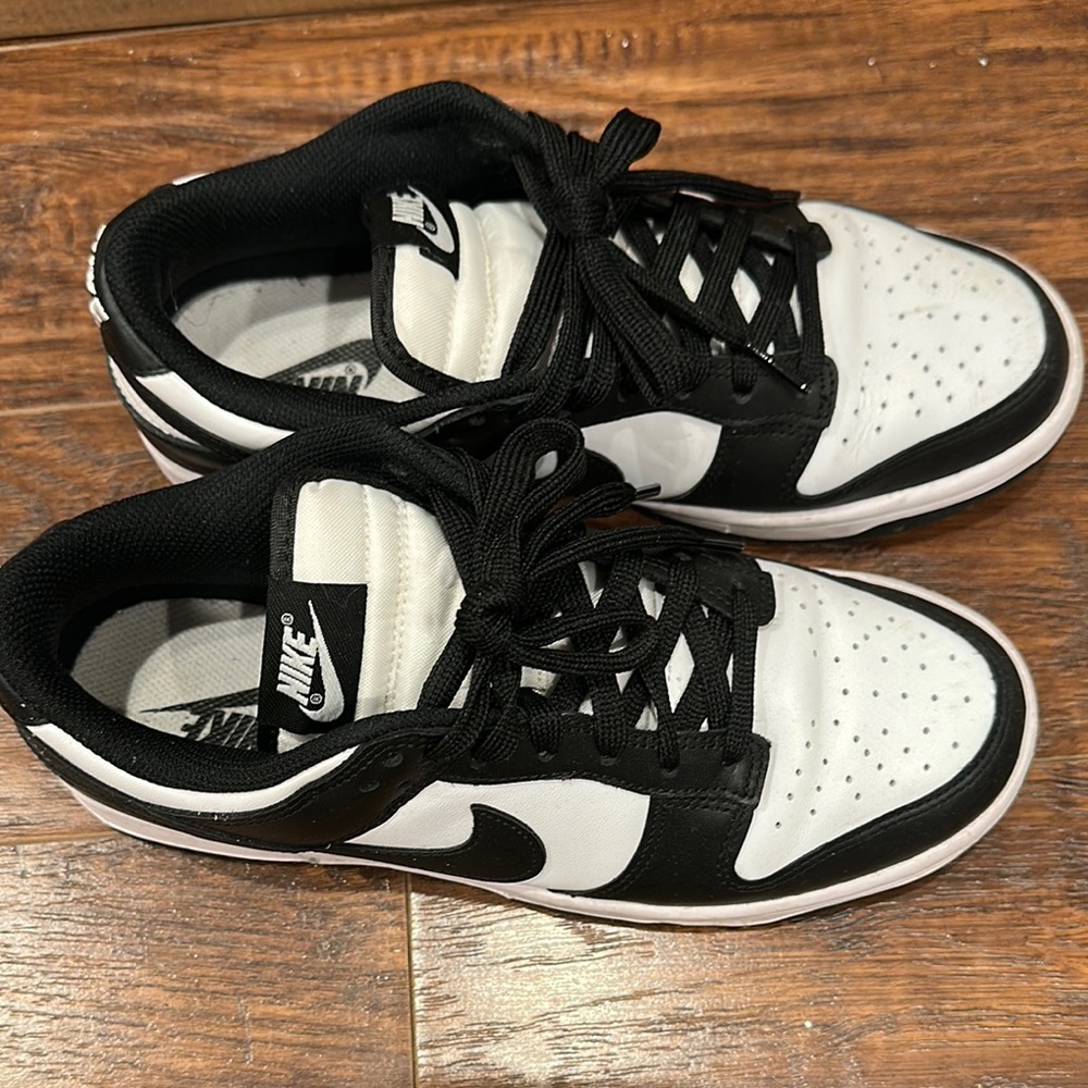 Nike Black and White Sneakers